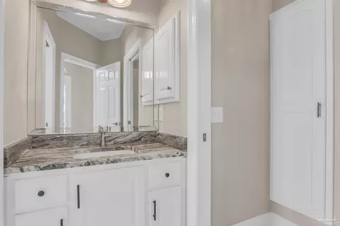 Bath - 3236 Kingsmill Dr, Pace, FL 32571 photo 3 of 4