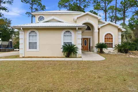 9456 Kainui Dr, Pensacola, FL 32526