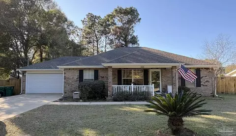 1126 Farmer St, Crestview, FL 32539