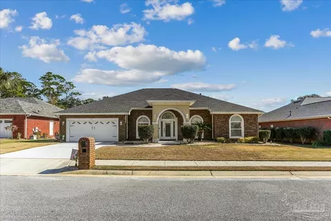 1777 Ravenna Dr, Navarre, FL 32566
