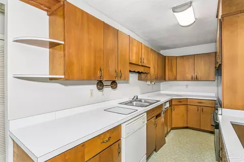Kitchen - 4850 Stanton Rd, Jay, FL 32565 photo 2 of 4
