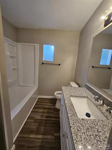 5357 Locklin Ave, Milton, FL 32570 photo 6