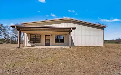 Exterior - 3401 Rocky Rd, Jay, FL 32565 photo 2 of 7