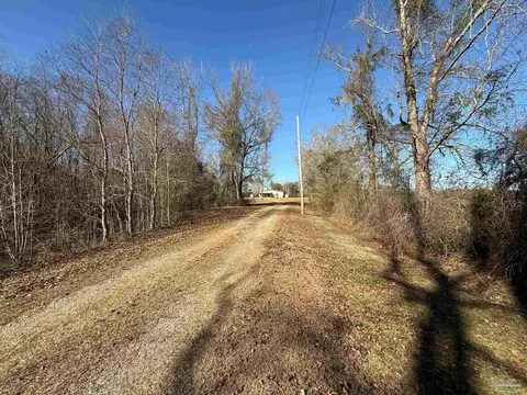 Exterior - 3401 Rocky Rd, Jay, FL 32565 photo 5 of 7