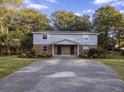 1871 Loyola St, Pensacola, FL 32504