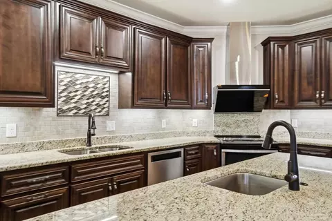 Kitchen - 5477 Madelines Way, Pace, FL 32571 photo 3 of 3