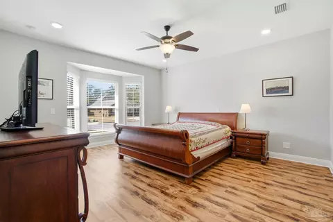 Bedroom - 5477 Madelines Way, Pace, FL 32571 photo 3 of 6
