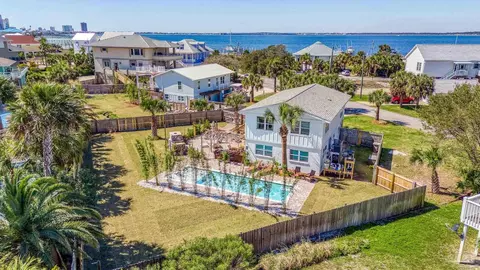 802 Largo Dr, Pensacola Beach, FL 32561