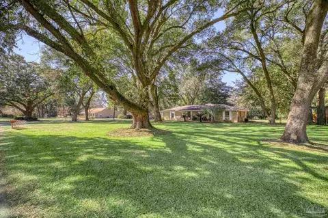 Exterior - 4975 Jack Cobb Ln, Pace, FL 32571 photo 10 of 13