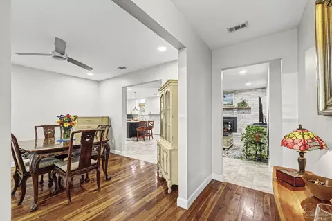 Entry Way - 4975 Jack Cobb Ln, Pace, FL 32571 photo 2 of 3