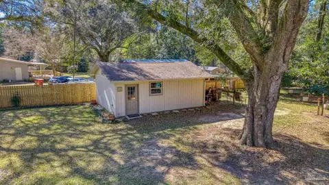 Exterior - 4975 Jack Cobb Ln, Pace, FL 32571 photo 4 of 13