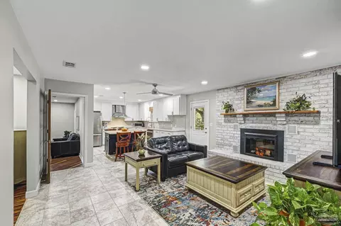 Living - 4975 Jack Cobb Ln, Pace, FL 32571 photo 1 of 1