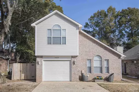 4633 Calle Ventoso, Pensacola, FL 32514