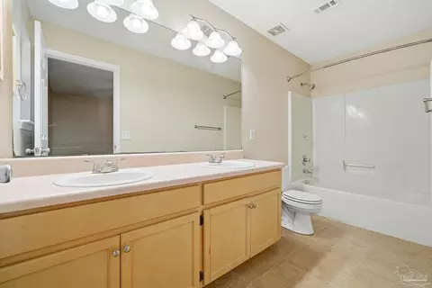 Bath - 7301 Copter Ln, Milton, FL 32570 photo 2 of 2