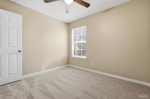 Bedroom - 7301 Copter Ln, Milton, FL 32570 photo 6 of 10
