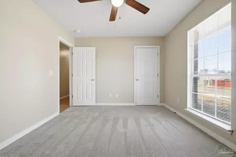 Bedroom - 7301 Copter Ln, Milton, FL 32570 photo 4 of 10