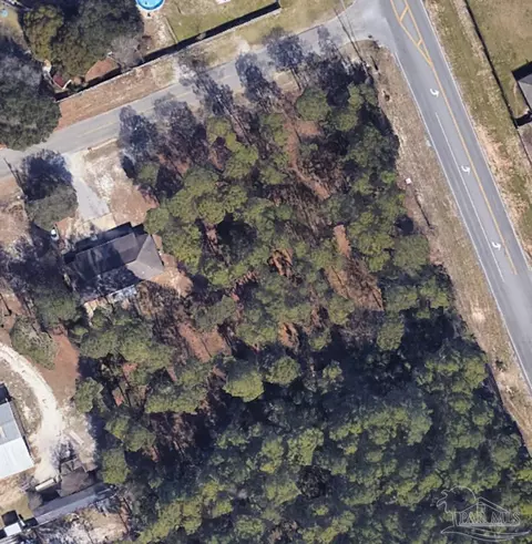 2211 Dog Track Rd, Pensacola, FL 32506