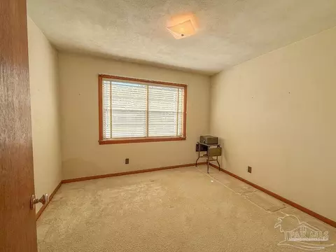 Bedroom - 6558 Cedar St, Milton, FL 32570 photo 4 of 4