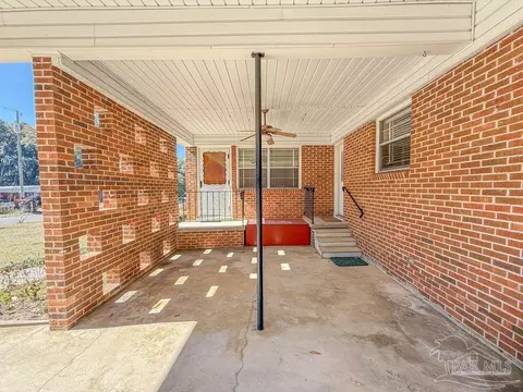 Exterior - 6558 Cedar St, Milton, FL 32570 photo 5 of 5