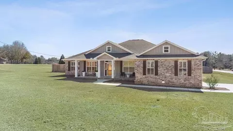 680 Carmody Hill Rd, Cantonment, FL 32533