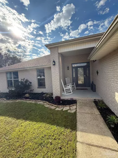 4660 Nottingham Creek Ct, Pace, FL 32571