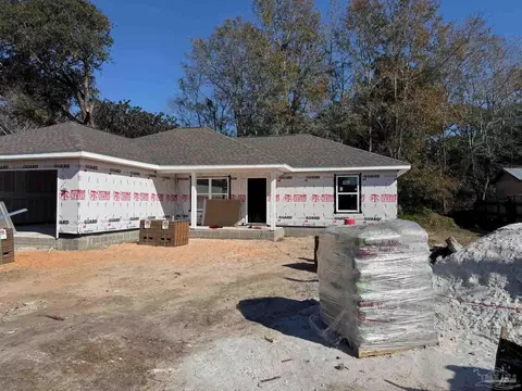 4208 Eleanor St, Pace, FL 32571