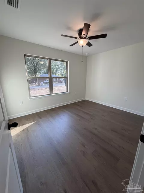 Bedroom - 6288 Long St, Milton, FL 32570 photo 2 of 3
