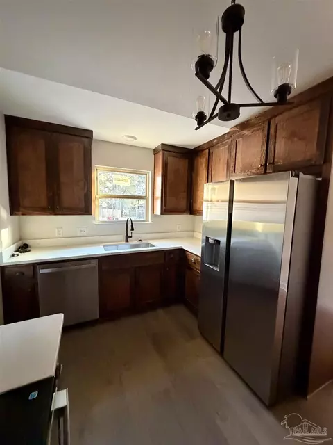Kitchen - 6288 Long St, Milton, FL 32570 photo 3 of 4