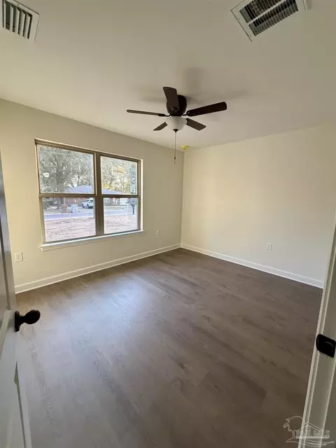 Bedroom - 6288 Long St, Milton, FL 32570 photo 1 of 3