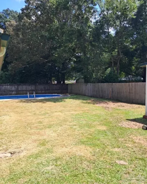 Exterior - 5358 Jenny Cir, Pace, FL 32571 photo 3 of 3