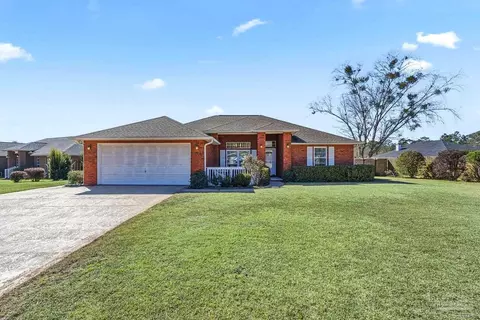 5434 Stafford Cir, Pace, FL 32571