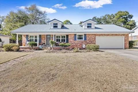 1751 Foulis Dr, Pensacola, FL 32503
