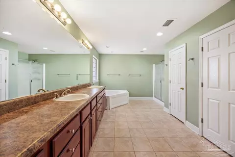 Bath - 4856 Aleff Rd, Pace, FL 32571 photo 1 of 3