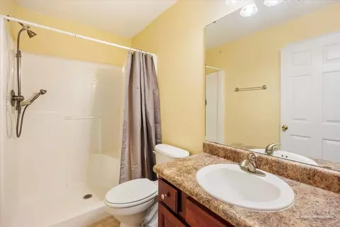 Bath - 4856 Aleff Rd, Pace, FL 32571 photo 3 of 3