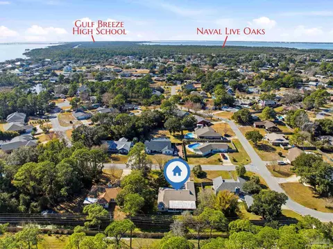 2830 Via Roma Ct, Gulf Breeze, FL 32563