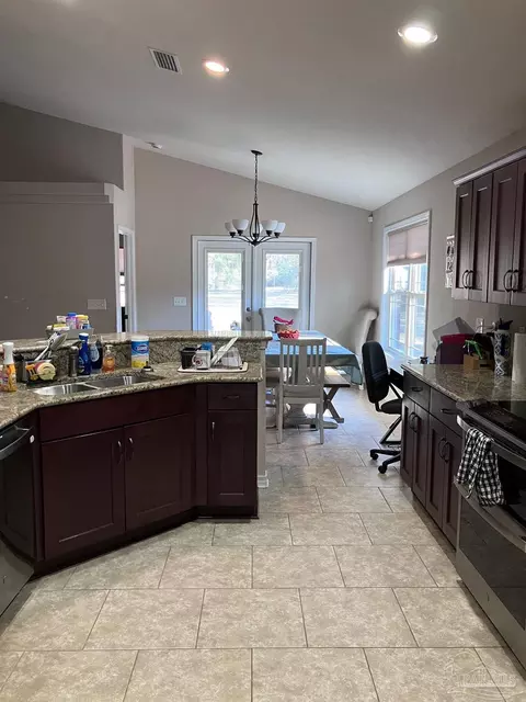 2462 Ten Mile Rd, Pace, FL 32571 photo 11