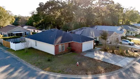 1200 Simpson St, Bellview, FL 32526