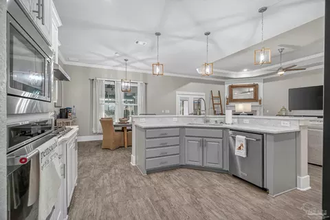 Kitchen - 2495 Timsbury Loop, Cantonment, FL 32533 photo 4 of 6