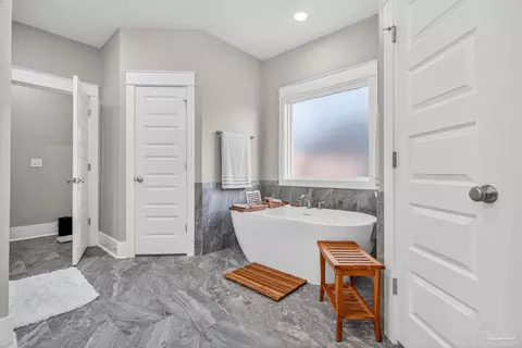 Bath - 2495 Timsbury Loop, Cantonment, FL 32533 photo 3 of 7