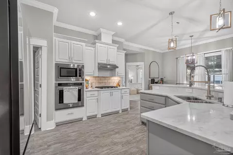 Kitchen - 2495 Timsbury Loop, Cantonment, FL 32533 photo 5 of 6