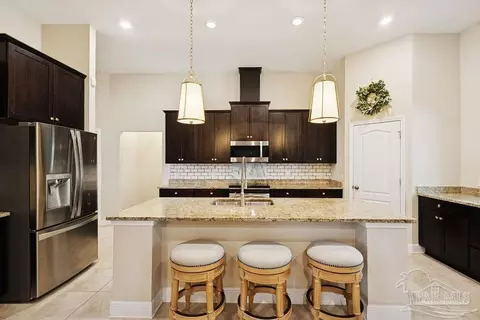 Kitchen - 6994 Foxboro Cir, Pace, FL 32571 photo 3 of 4