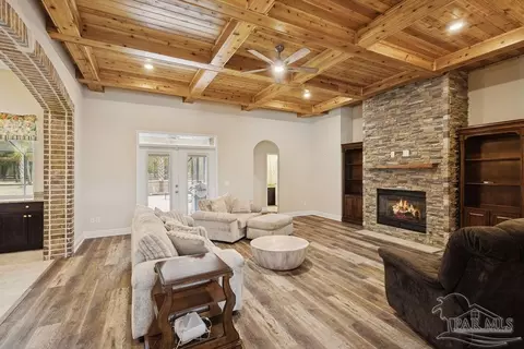 Living - 6994 Foxboro Cir, Pace, FL 32571 photo 2 of 4