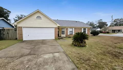 4785 Tami Ln, Pensacola, FL 32526