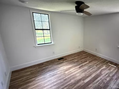 Bedroom - 3675 Hazel Godwin Rd, Jay, FL 32565 photo 2 of 3