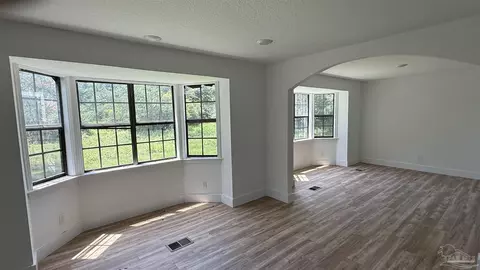 Living - 3675 Hazel Godwin Rd, Jay, FL 32565 photo 3 of 5