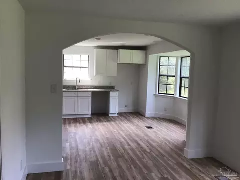 Living - 3675 Hazel Godwin Rd, Jay, FL 32565 photo 4 of 5