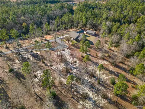 View/Area - 2248 Wallace Lake Rd, Pace, FL 32571 photo 9 of 11