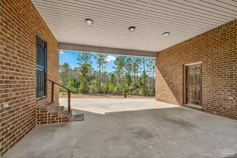 Exterior - 2248 Wallace Lake Rd, Pace, FL 32571 photo 3 of 8