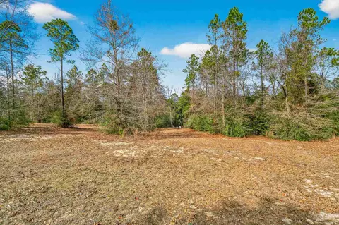 Exterior - 2248 Wallace Lake Rd, Pace, FL 32571 photo 7 of 8