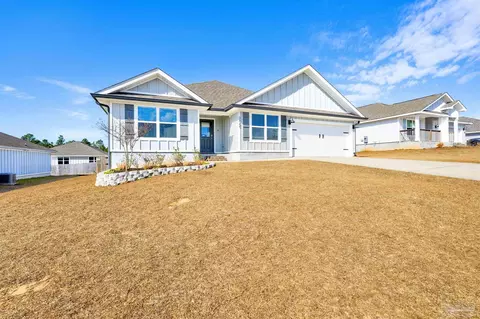 3869 James Stovall St, Pensacola, FL 32526